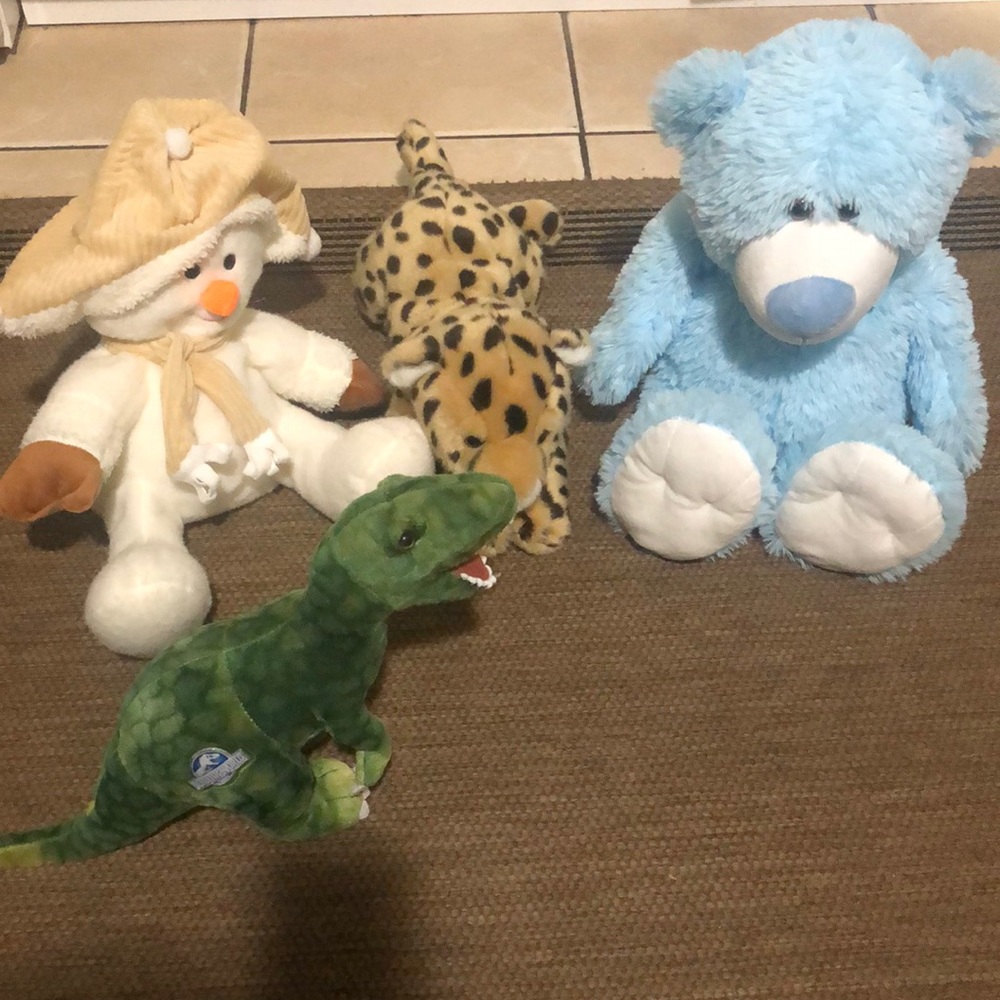 Stuffed animal 🦒